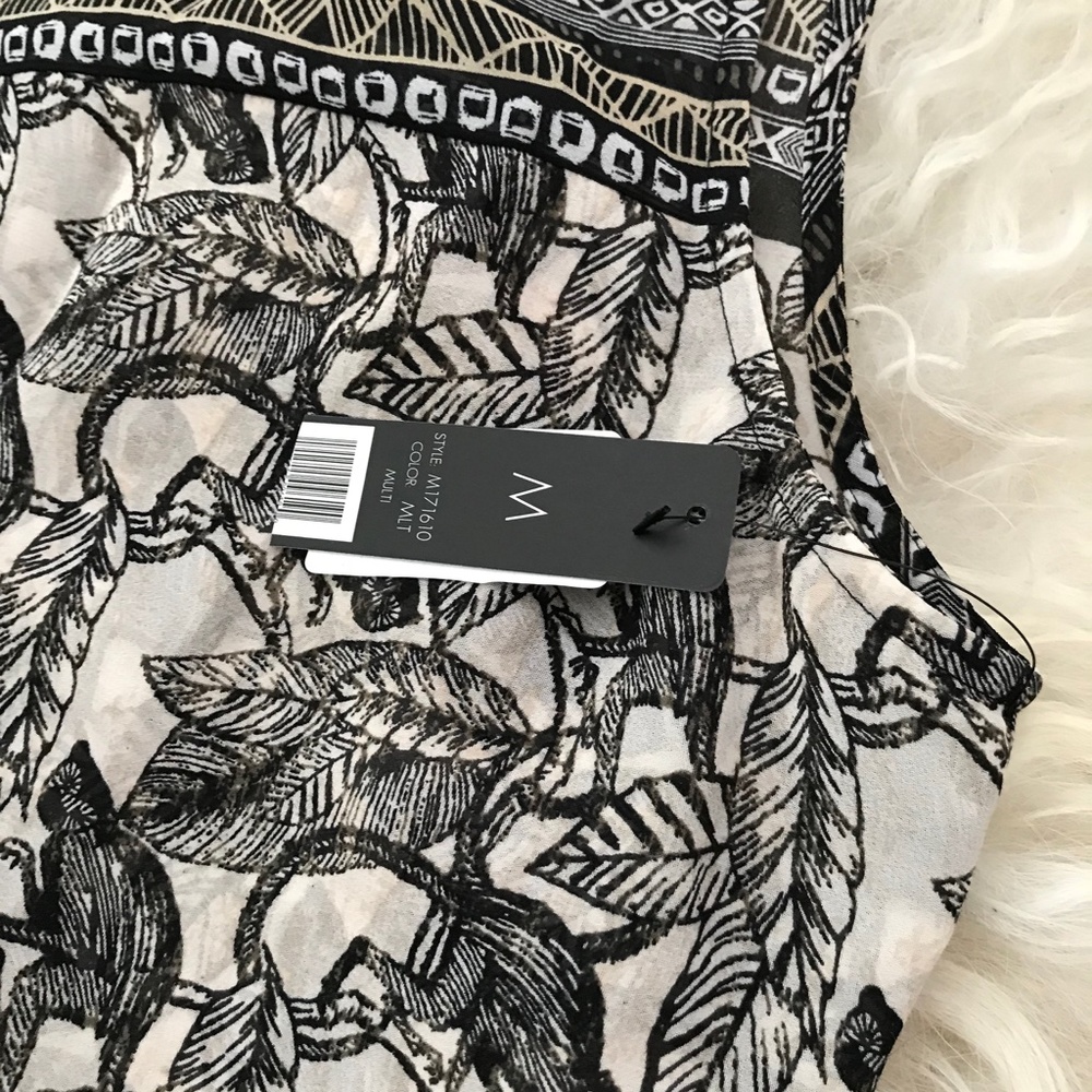 NIC + ZOE Mirrored Monkeys Chiffon Printed Blouse - Picture 5 of 8